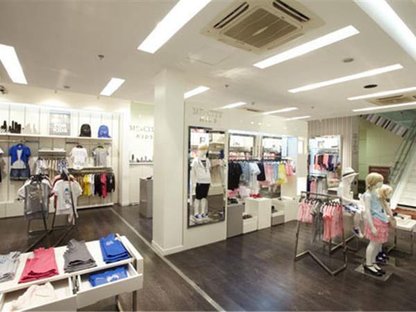 米喜迪童装店铺展示