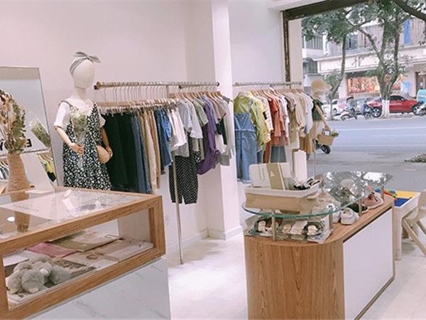 Branca童装店铺展示