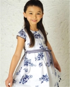 蚂蚁仔童装产品图片