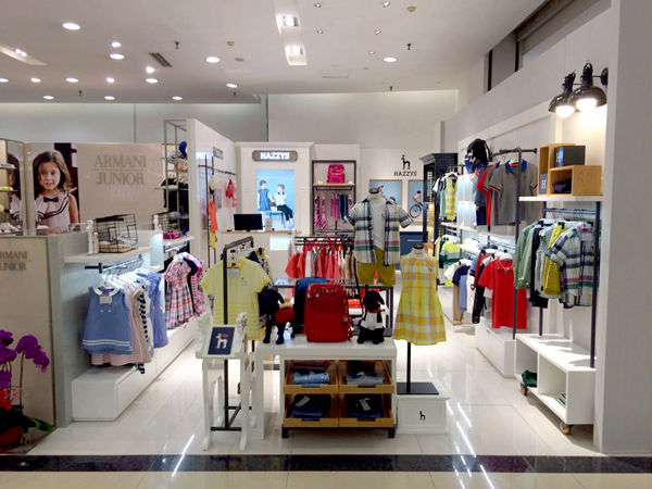 哈吉斯童装店铺展示
