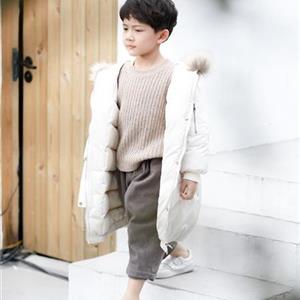 女孩子穿什么样的连衣裙好看 长袖为你推荐 女孩子穿什么样的连衣裙好看 长袖为你推荐