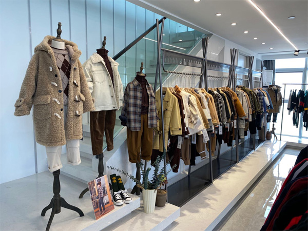 设计部落童装店铺展示